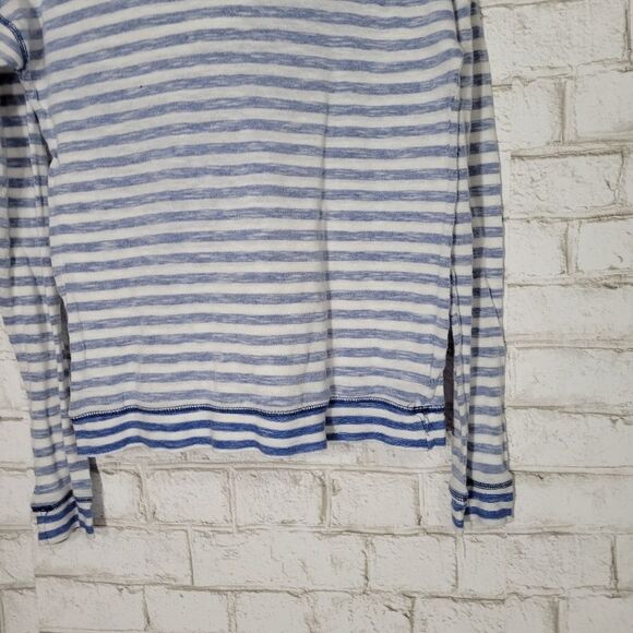 Mossimo Supply Co stripe hooded top - Picture 3 of 12